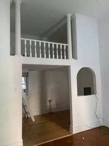 Main picture of 34 Beekman Pl