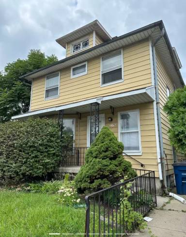 Main picture of 2315 Lagrange St