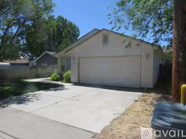 Main picture of 2112 S Longmont Ave