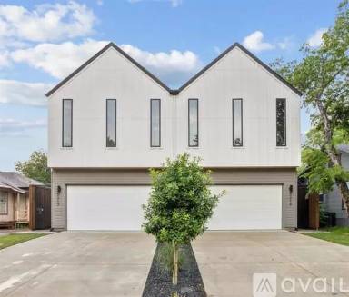 Main picture of 5219 Lindsley Ave