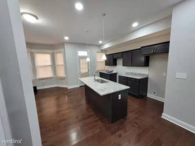 Main picture of 2906 Brighton St