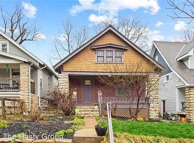 Main picture of 3939 Holmes St