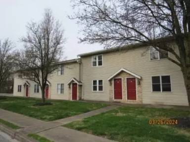 Main picture of 402 S High St