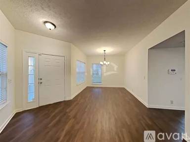 Main picture of 2802 River Bend Dr