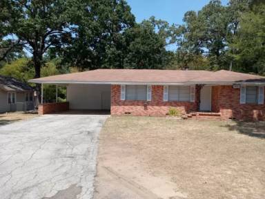 Main picture of 2903 Stone Rd