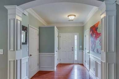 Main picture of 4 Parkwalk Dr