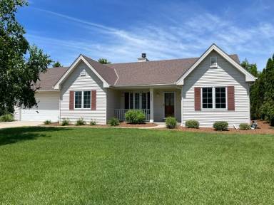 Main picture of 202 Harvest Way