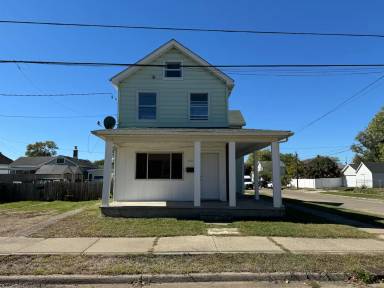 Main picture of 2601 Elmo Ave