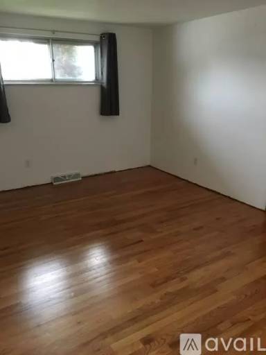 Main picture of 1145 Frontier Dr