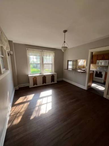 Main picture of 702 S West End Ave