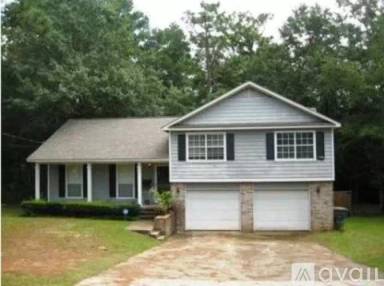Main picture of 492 Ridgewood Dr