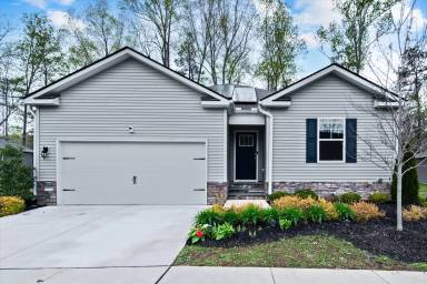 Main picture of 18099 Coolidge Ln