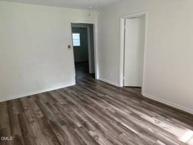 Main picture of 4214B S Alston Ave