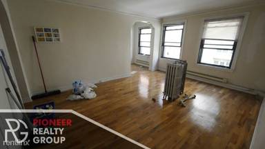 Main picture of Roscoe Apartments