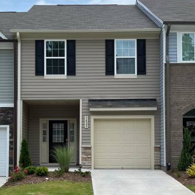 Main picture of 1402 Scholar Dr