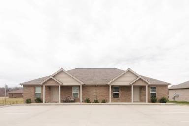Main picture of 2216 Vintage Hills Dr