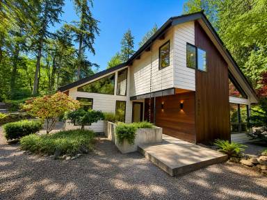 Main picture of 16433 Agate Point Rd NE