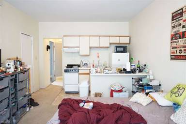 Main picture of 1124 Commonwealth Ave