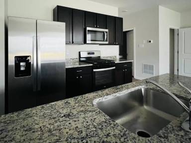 Main picture of 320 Locust Run Dr