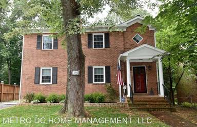 Main picture of 105 N Edison St