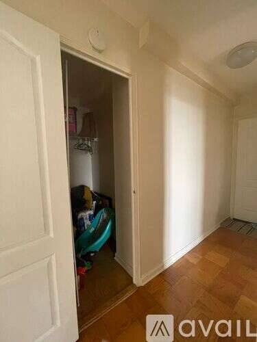 Main picture of 225 Saint Pauls Ave Apartments