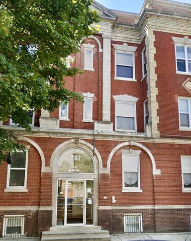 Main picture of 207 E 46th St & 4601 S Indiana Ave Apartments