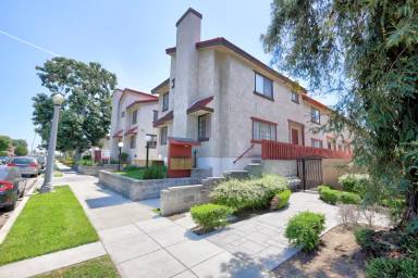 Main picture of 1290 Elm Ave