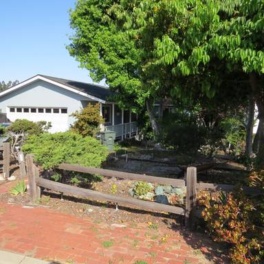 Main picture of 879 N 2nd St