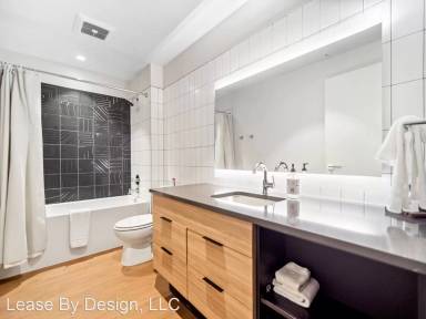 Main picture of 120 N Wall St