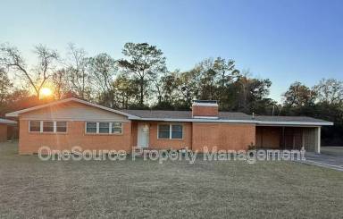 Main picture of 656 S 11th St