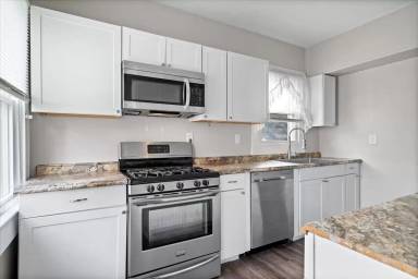 Main picture of 2222 Spann Ave