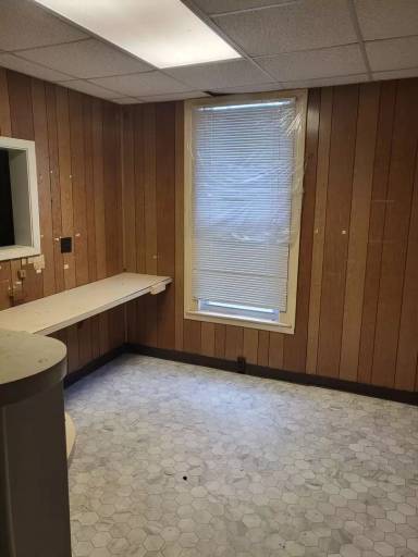 Main picture of 214 W Bloomfield St