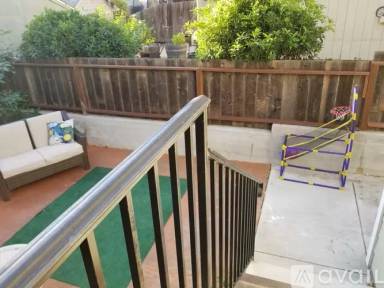 Main picture of 2913 Carmel St