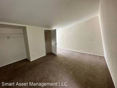 Main picture of 8940 N Michele St