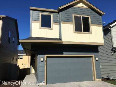 Main picture of 5704 NE 47th St