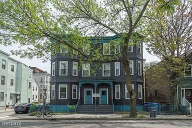 Main picture of 220 Prospect St