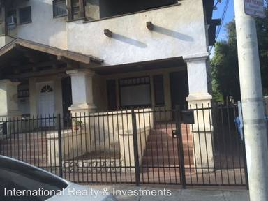 Main picture of 1657 W 12th Pl