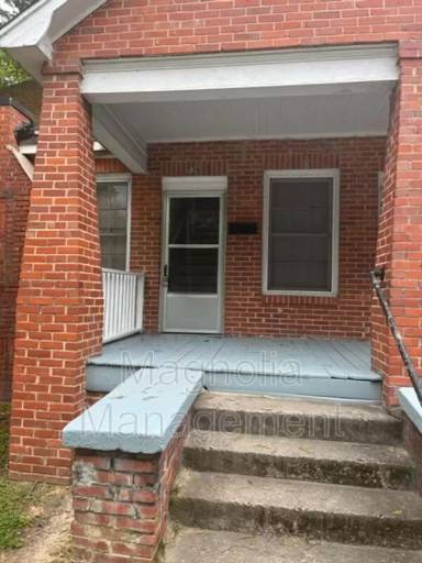 Main picture of 236 W Belle St