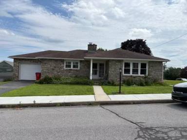 Main picture of 402 Spruce St