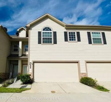 Main picture of 2222 Bermuda Palms Dr
