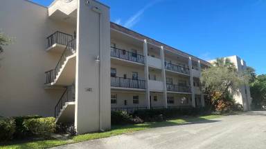 Main picture of 485 N Pine Island Rd
