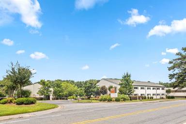 Main picture of Balfour Woodcrest