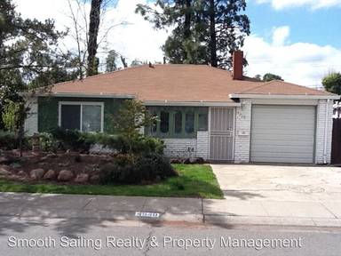 Main picture of 4940 71st St