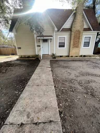 Main picture of 202 Fred Ave