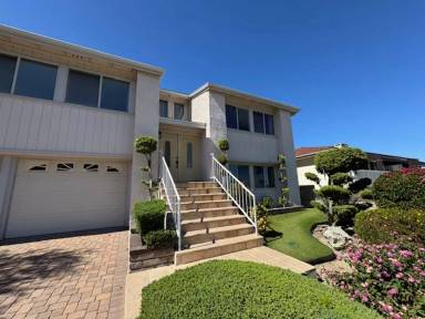 Main picture of 1634 Laraine Cir