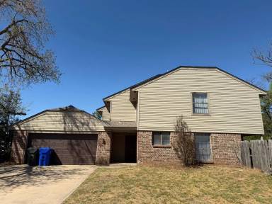 Main picture of 2111 Barton St