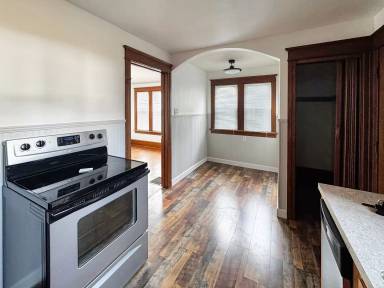 Main picture of 1014 Louisa St