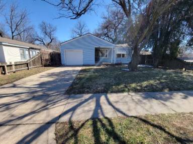 Main picture of 1126 N Minneapolis St