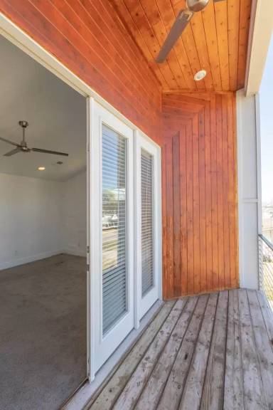 Main picture of 1713 Simpkins St