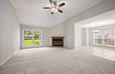 Main picture of 1136 Norfolk Dr NW